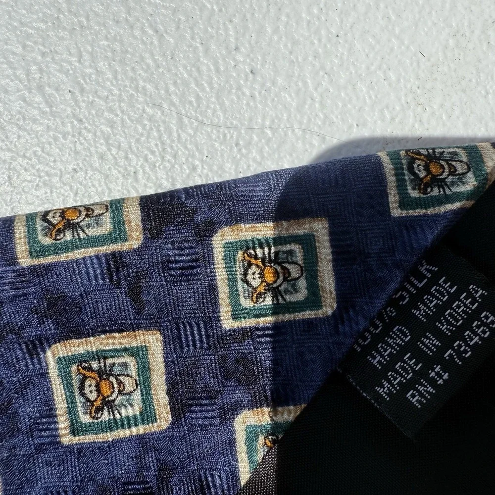Disney Store Tigger Portrait Winnie‎ the Pooh Blue 100% Silk Classic Neck Tie